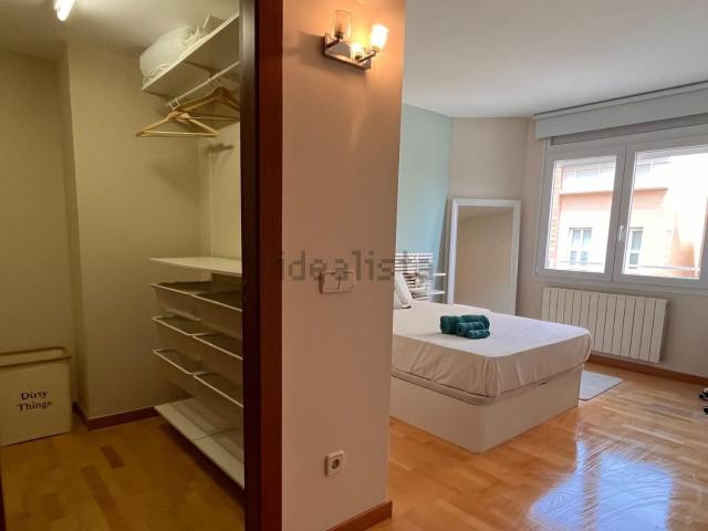 Habitación, Girona