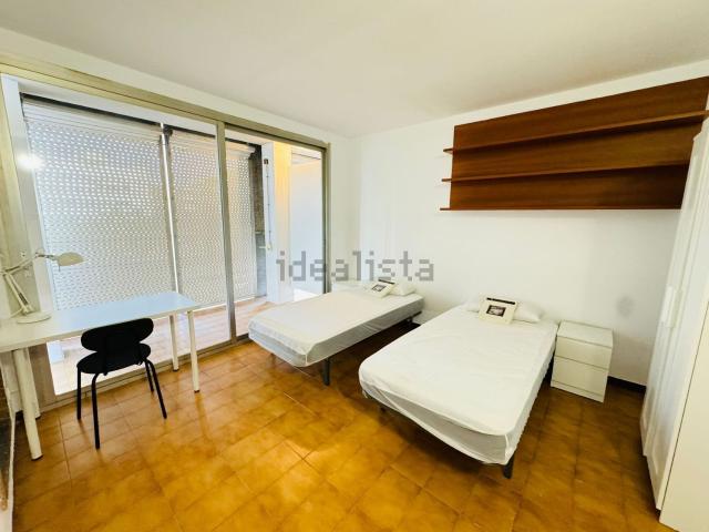 Habitación, Girona