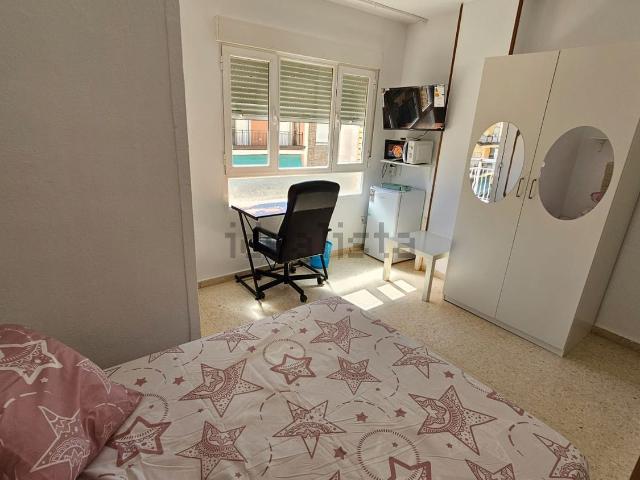 Habitación, Gran Capitán, Granada
