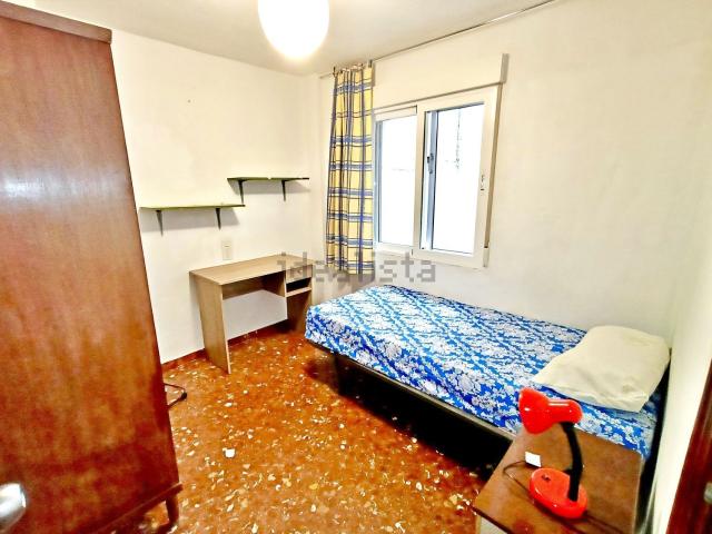 Habitación, Gran Capitán, Granada