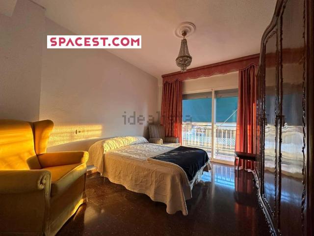 Habitación, Gran Capitán, Granada
