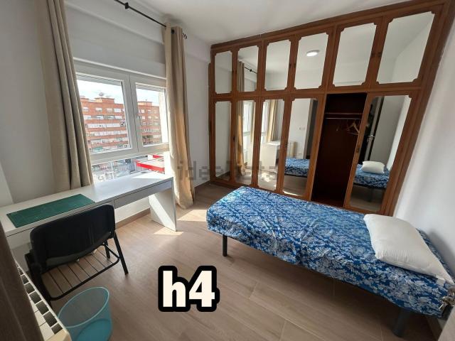 Habitación, Gran Capitán, Granada