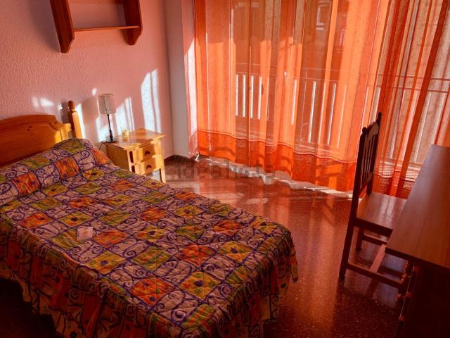 Habitación, Gran Capitán, Granada