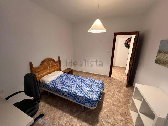 Habitación, Granada