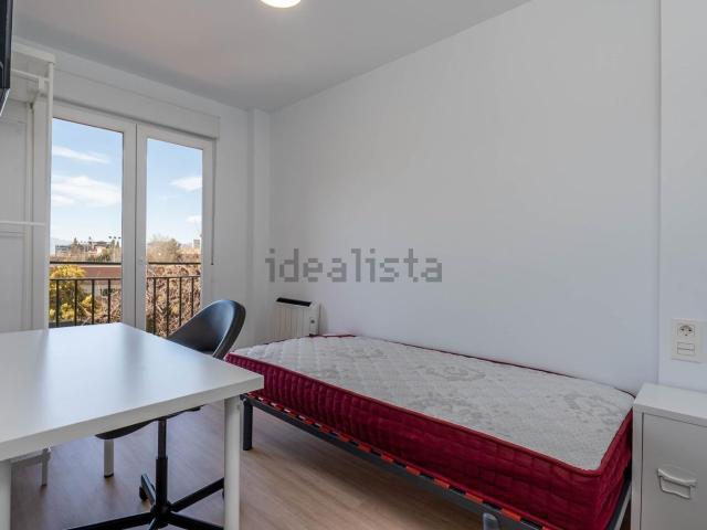 Habitación, Granada