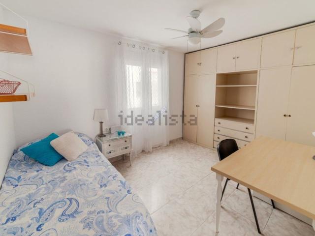 Habitación, Granada