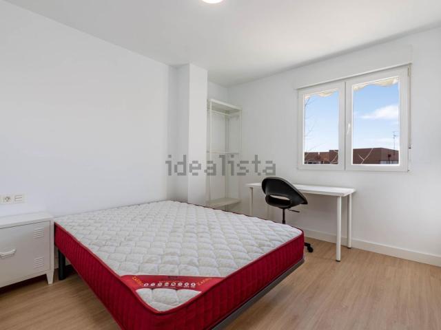 Habitación, Granada