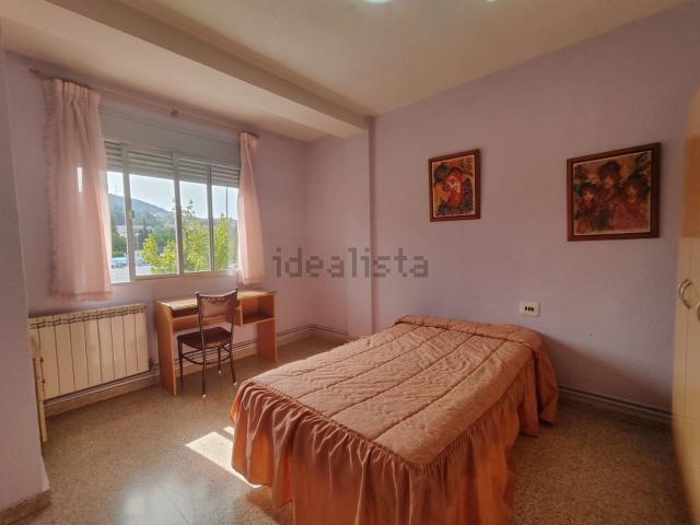 Habitación, Granada