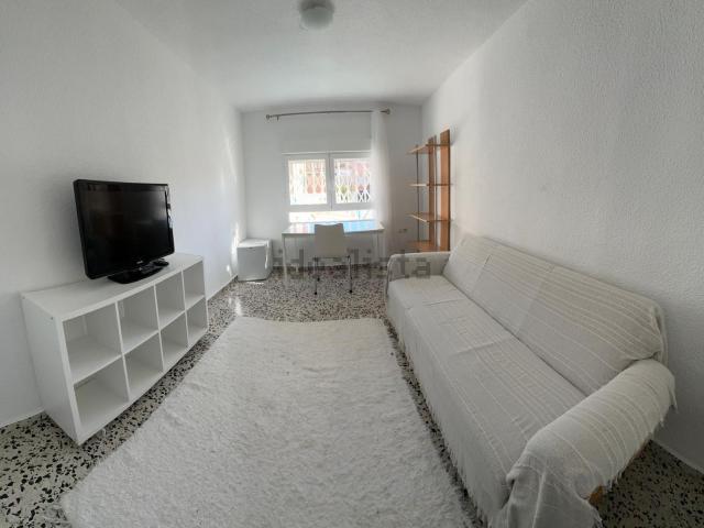 Habitación, Granada