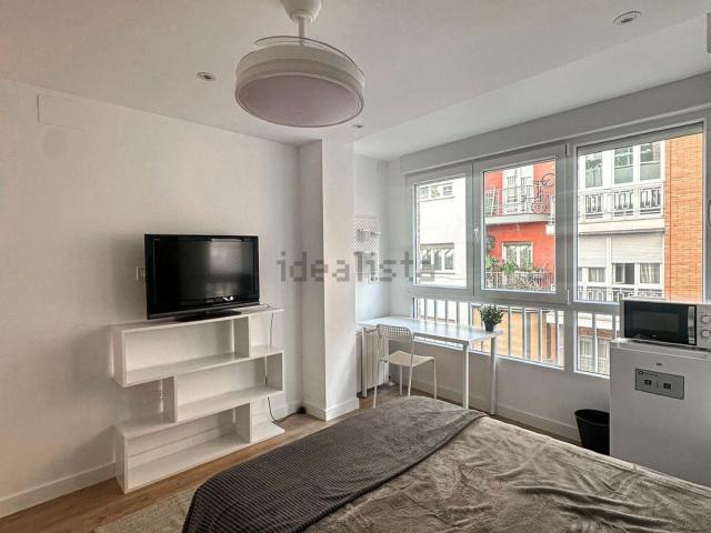 Habitación, Granada