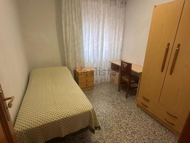 Habitación, Granada
