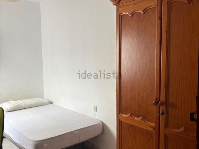 Habitación, Granada