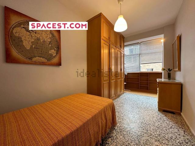 Habitación, Granada
