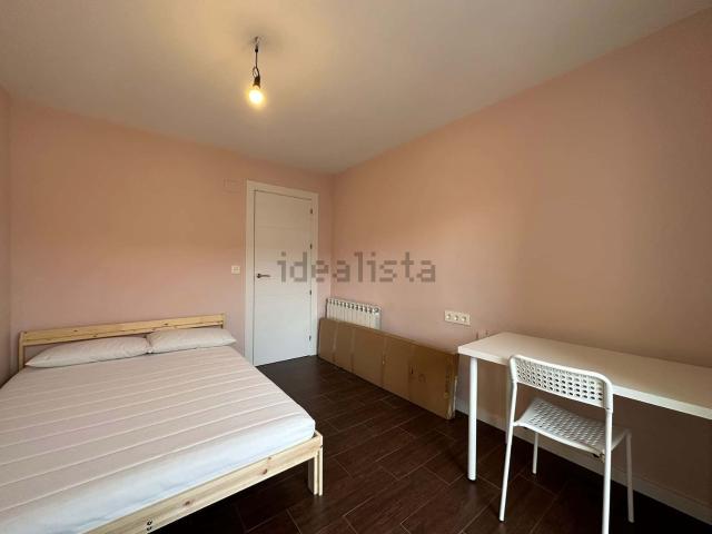 Habitación, Granada