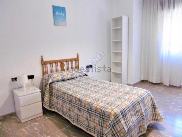 Habitación, Granada