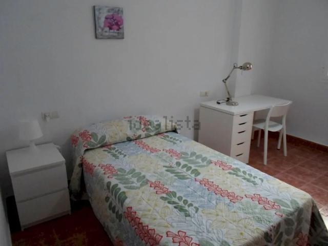 Habitación, Granada