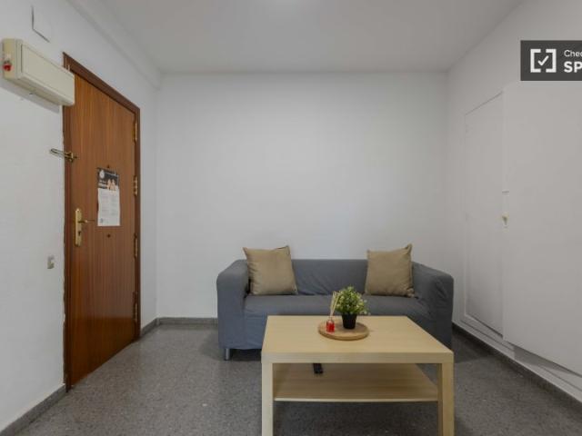 Habitación ideal en piso compartido en El Pla del Real, Valencia