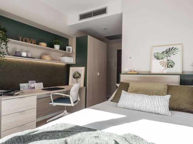 Habitación Individual con baño privado en un Coliving en Sevilla