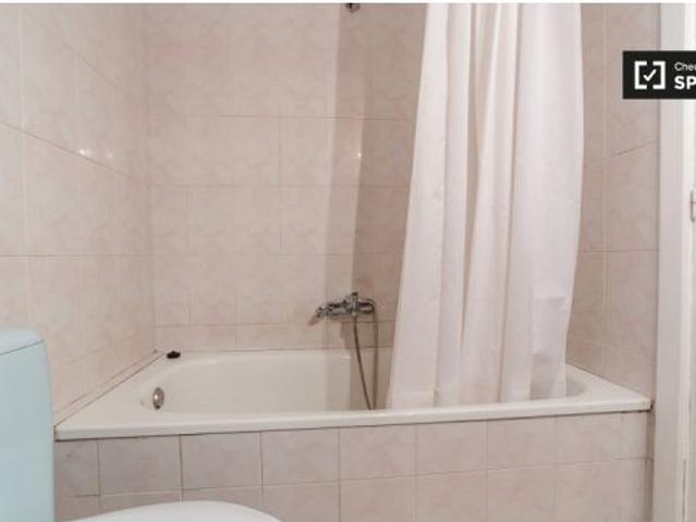 Habitación individual en alquiler en Algirós
