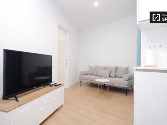 Habitación luminosa en apartamento de 3 dormitorios en Barri Gòtic, Barcelona