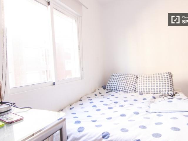 Habitación luminosa en piso compartido en Benimaclet, Valencia
