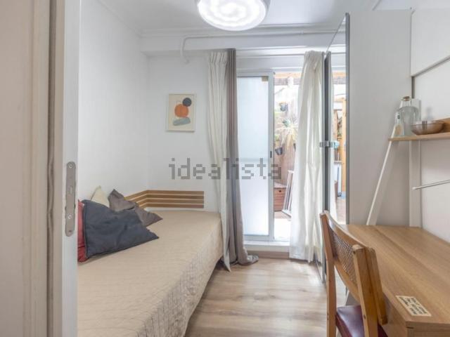 Habitación, L&apos Illa Perduda, València