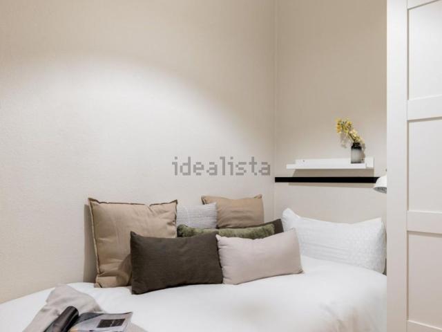 Habitación, La Nova Esquerra de l&apos Eixample, Barcelona