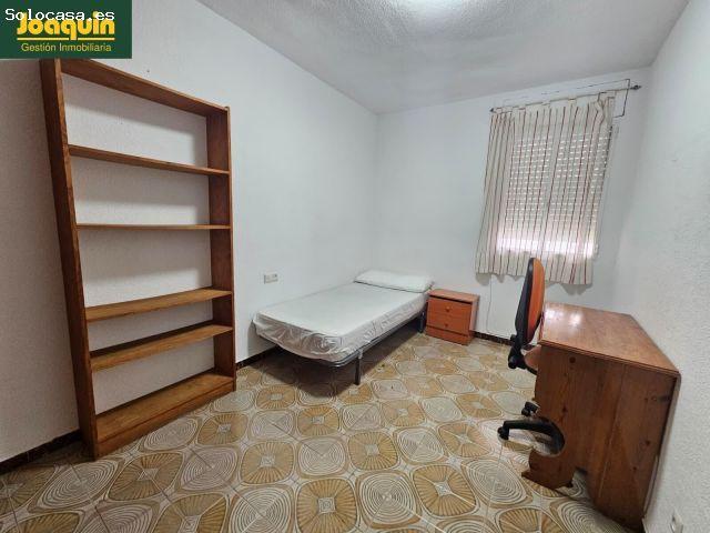 Habitación para estudiantes en Ciudad Jardín, junto a Avenida del Aeropuerto
