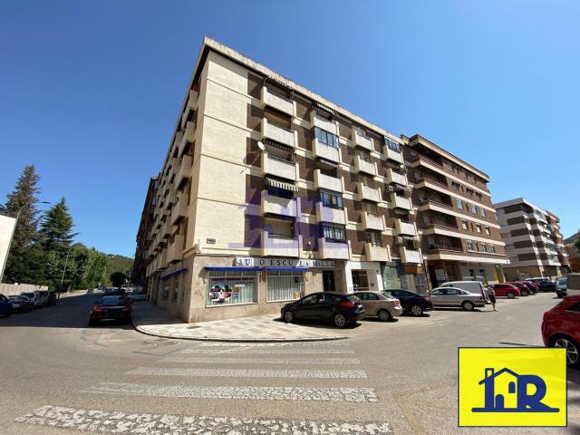 HABITACION PARA ESTUDIANTES EN ALQUILER Piso en alquiler en Cuenca CENTRO