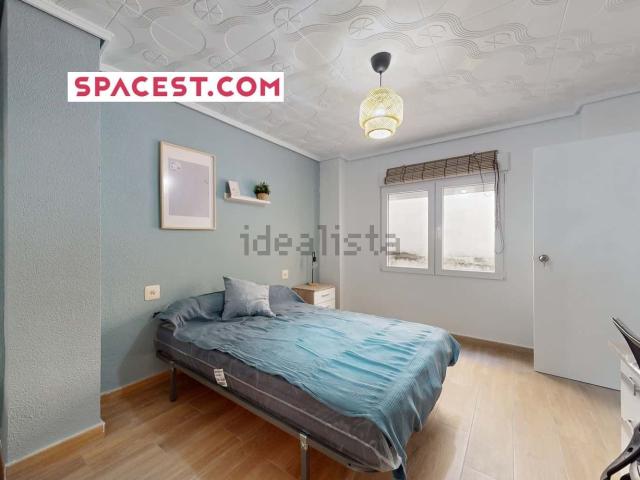 Habitación, Pont Nou Corazón de Jesús, Elche / Elx