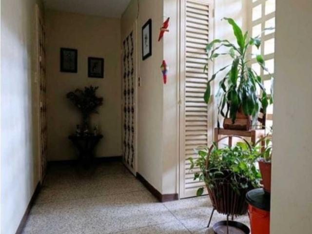 Alquil habitación c/ baño privado 10m2 La Candelaria 4930