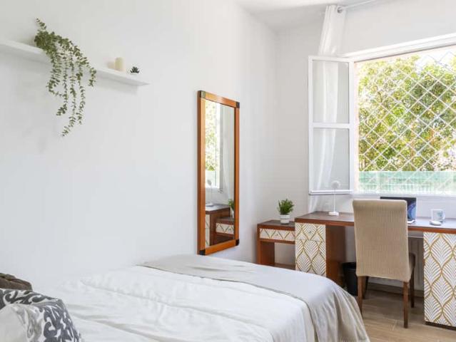 Habitacion privada en calle Marismas, Vallecas