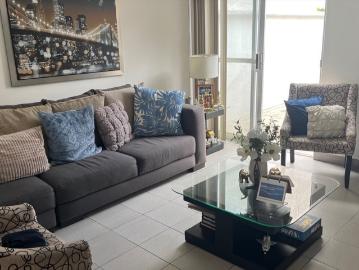 Habitación privada en alquiler en casa segura tranquila y limpia y bien ubicada