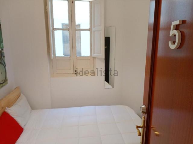 Habitación, Recogidas, Granada