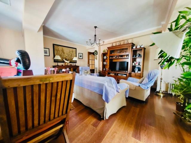 Habitación, Recogidas, Granada