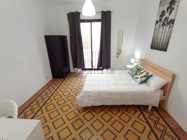Habitación, Recogidas, Granada