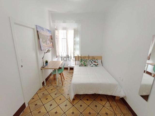 Habitación, Recogidas, Granada