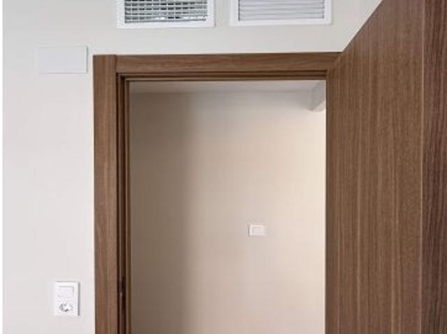 Habitación reformada en Calle Maestro Caballero – ¡lista para entrar a vivir!