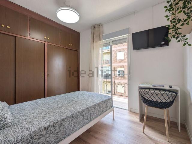 Habitación, Reina Victoria Miguel Hernández, Elche / Elx