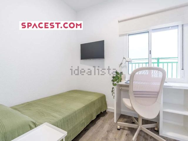Habitación, Ronda Arabial, Granada