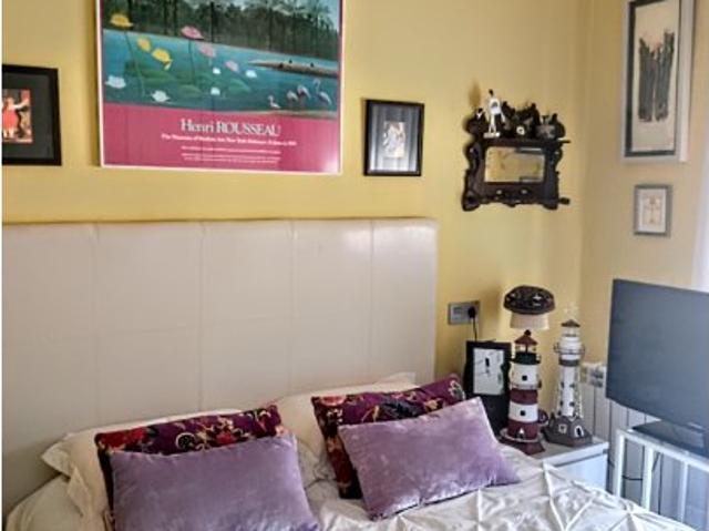 Habitación sólo para mujeres en piso compartido en Oviedo