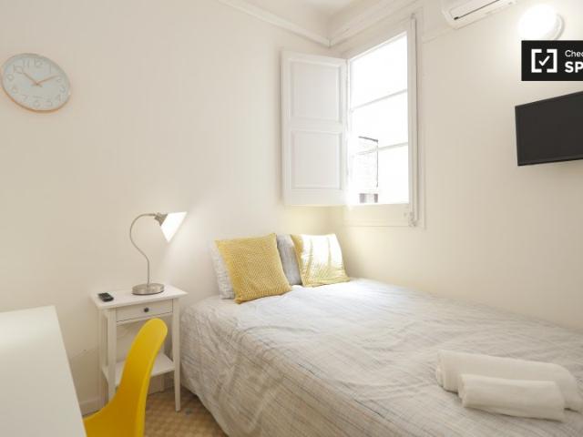 Habitación soleada en alquiler apartamento de 9 dormitorios Eixample, Barcelona