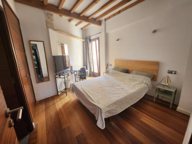 Habitación tranquila en pleno centro his