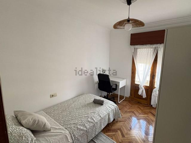 Habitación, Travesía de Vigo San Xoán, Vigo