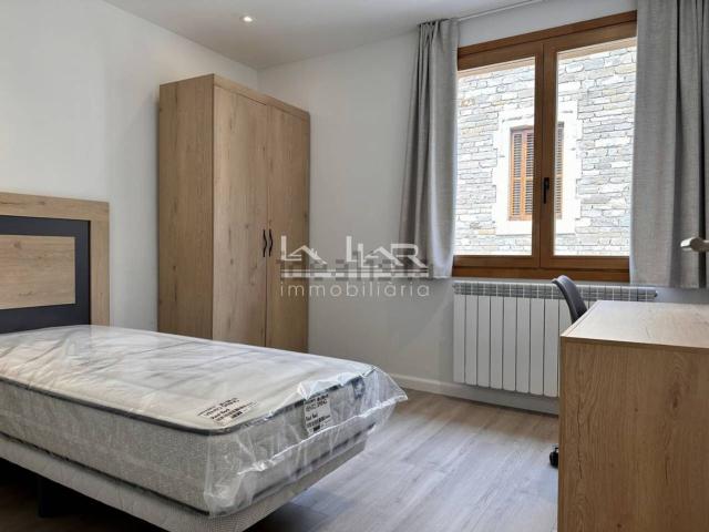 Habitación, Vic