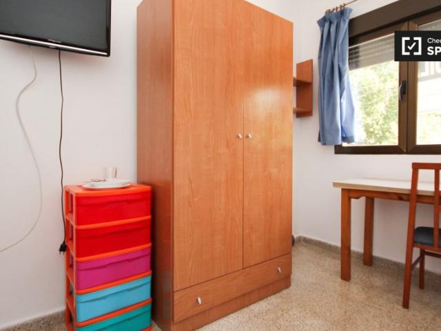 Habitación en piso compartido en alquiler en Pajaritos, Granada