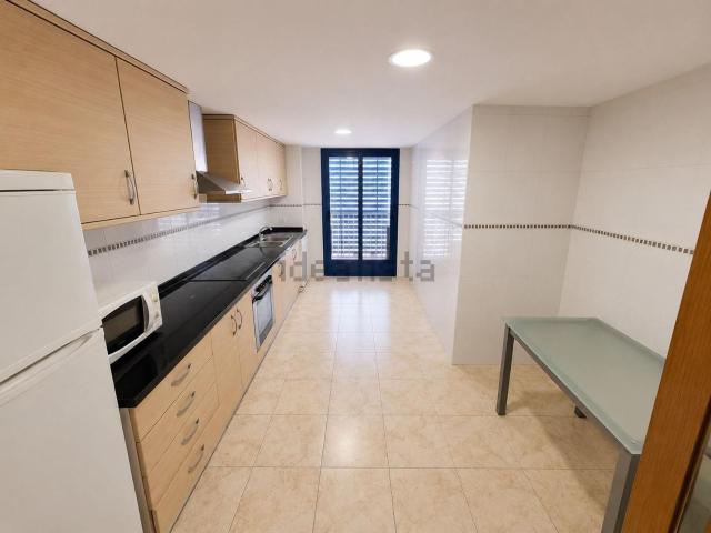 Habitación, Zona Estación Universidad, Castellón de la Plana / Castello de la Plana