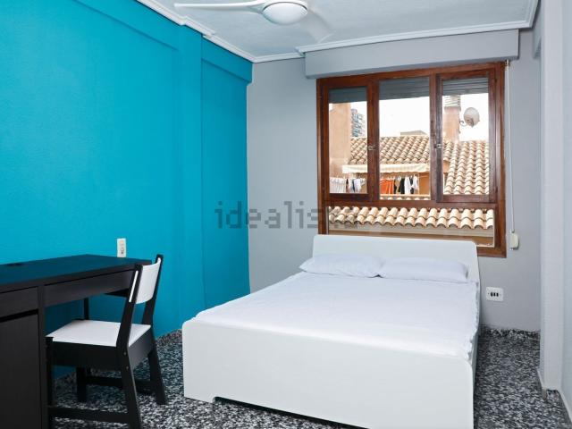 Habitación, Zona Hospital Plaza del Real, Castellón de la Plana / Castello de la Plana