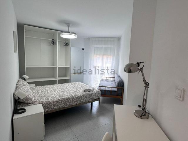 Habitación, Zona Plaza Donoso Cortés Avda Magdalena, Castellón de la Plana / Castello de la Plana