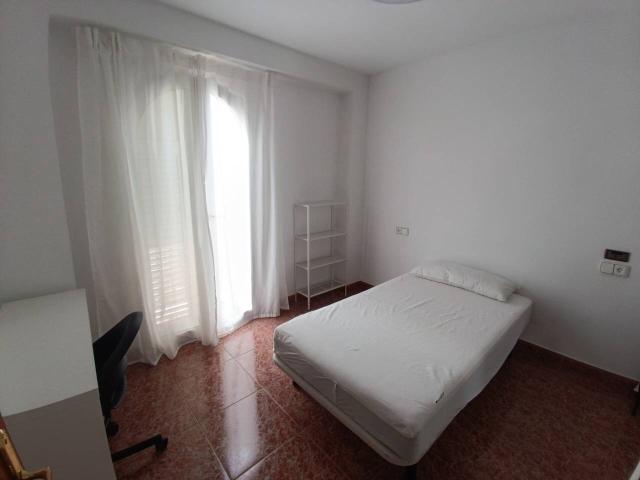 Habitación #006B – Calle Llanete Calvillo de Cabra Zona Centro
